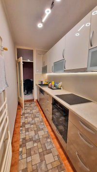 Nekretnina: NOVI BEOGRAD Pariske komune ID: 8844