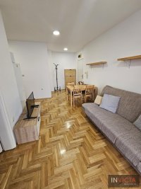 Nekretnina: Manji jednoiposoban, širi centar-Kisačka