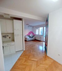 Nekretnina: Novi Sad centar 3.0 stan 70m2 sa parking mestom ID#1555