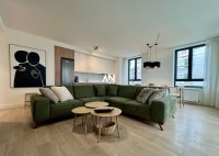 Nekretnina: BW. Upravo izgrađena zgrada. Garažno m. Opremljen. ID#26580