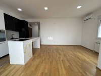 Nekretnina: Zvezdara, Gradska bolnica, Hadži Mustafina, 76m2, LUX ID#26064