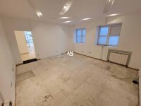 Nekretnina: Voždovac, Vojvode Stepe, Autokomanda, 152m2, veliki izlog, odmah useljivo! ID#25544