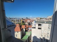 Nekretnina: Stari Grad, Obilićev venac, Maršala Birjuzova, prostran i namešten stan u srcu Beograda! ID#24552