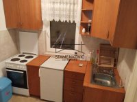 Nekretnina: Prodaje se jednosoban stan kod Sajma. Može kredit . ID#7014