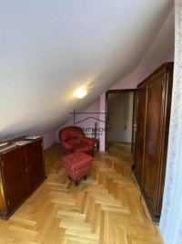 Nekretnina: TROSOBAN STAN KOD SAJMA- SA GARAŽOM ID#7005