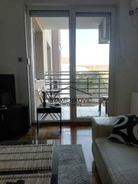 Nekretnina: Veoma lep stan kod Futoske ID#7003