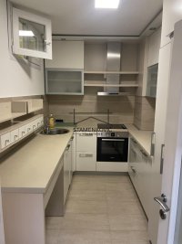 Nekretnina: LUKSUZAN ČETVOROSOBAN STAN NA LIMANU ID#6958