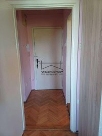 Nekretnina: Prodaje se jednosoban namešten stan ID#6956
