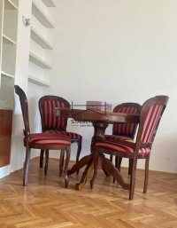 Nekretnina: Izdaje se prostoran lepo opremljen stan u centru sa parkingom u dvoristu! ID#6871