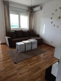 Nekretnina: Kompletno opremljen trosoban stan na Jugovićevu! ID#6865