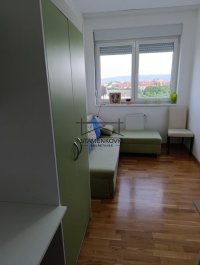 Nekretnina: Kompletno opremljen trosoban stan na Jugovićevu! ID#6865