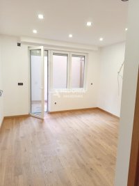 Nekretnina: Slavujev venac, nov, 0.5, renoviran, useljiv ID#10207