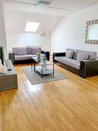 Nekretnina: Senjak, izdavanje, 3.5, namešten, luksuzan, garaža ID#10081