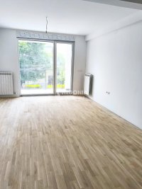 Nekretnina: Zvezdara teatar, nov, 3.0, svetao, garaža ID#10003