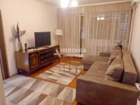 Nekretnina: Zemun, Centar, izdavanje, 2.5, namešten, useljiv ID#9993