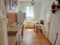 Nekretnina: Zemun, Centar, izdavanje, 2.5, namešten, useljiv ID#9993