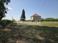 Nekretnina: Gradjevinsko zemljište od 1 ha sa porodičnom kućom u Dučini, Kosmaj, Sopot ID#8325