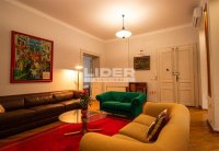 Nekretnina: Sofisticiran, renoviran salonac! ID#2220