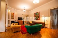 Nekretnina: Sofisticiran, renoviran salonac! ID#2220