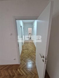 Nekretnina: Svetao dvosoban stan u centru Beograda – Maršala Birjuzova ID#99552