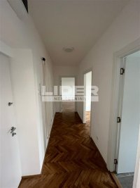 Nekretnina: Svetao dvosoban stan u centru Beograda – Maršala Birjuzova ID#99552