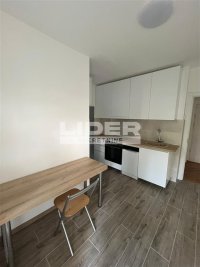 Nekretnina: Svetao dvosoban stan u centru Beograda – Maršala Birjuzova ID#99552