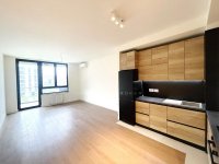 Nekretnina: Quartet 3, polunamešten, odmah useljiv ID#4165