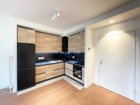 Nekretnina: Quartet 3, polunamešten, odmah useljiv ID#4165