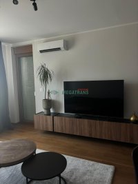 Nekretnina: 2 soban, namešten, 50m2 sa garažnim mestom, blok 65 – ELIXIR ID#11712