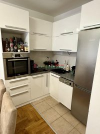 Nekretnina: 2-soban, 47m2, lux, prodaja sa kompletnim nameštajem, Koste Racina ID#1297