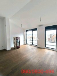 Nekretnina: 3.5 stan kod Vukovog spomenika, Luke Vukalovića ID#3348