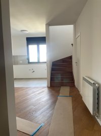 Nekretnina: Troiposoban stan, NOVI SAD, GRBAVICA