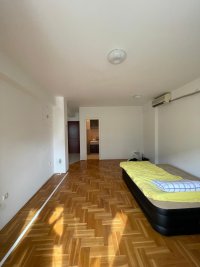 Nekretnina: Jednoiposoban stan, NOVI SAD, SAJAM