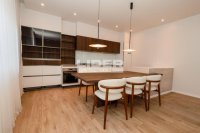 Nekretnina: Centar, lux kompletno sređen ID#134587