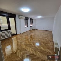 Nekretnina: Odličan renoviran dvosoban stan-sajam