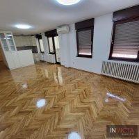 Nekretnina: Odličan renoviran dvosoban stan-sajam