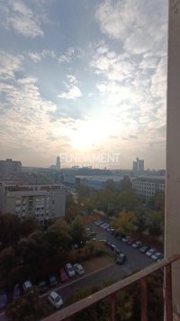 Nekretnina: 3.0 blok 30-soliter 76m2, VIII, cg, 3 lifta, uknjižen ID#1727