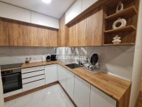 Nekretnina: 2.0 adaptibilan u 2.5,uknjizen ID#5585