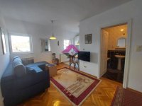 Nekretnina: Zvezdara, Denkova Bašta, 2.5, 42m2, sa lođom, namešten ID#1559