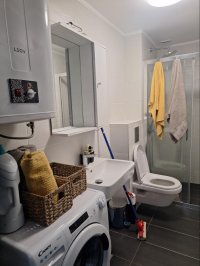 Nekretnina: Prodajem stan pored poste u Vrnjackoj Banji 