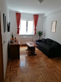 Nekretnina: Vojvode Vlahovića uknjižen jednoiposoban 37 + 7 lodja ID#1421