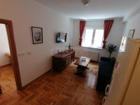 Nekretnina: Vojvode Vlahovića uknjižen jednoiposoban 37 + 7 lodja ID#1421