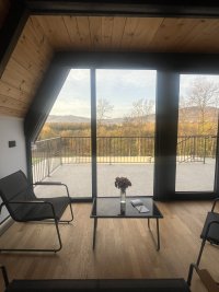 Nekretnina: Na prodaju 2 A-Frame kuce sa bazenima