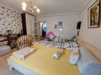 Nekretnina: Zemun, naselje 13.maj, 3.0 sa terasom i podrumom, namešten ID#1569