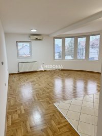 Nekretnina: Altina, noviji, 3.0 stan, prazan, parking, useljiv ID#10310