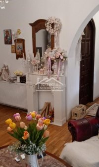 Nekretnina: Zemun - Altina - 185,75m2+4,26ara ID#21793