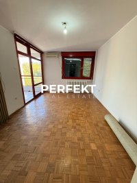 Nekretnina: Odličan stan za adaptaciju!