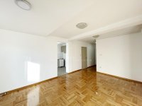 Nekretnina: Đeram, trosoban stan ili poslovni prostor, odmah useljiv ID#4279