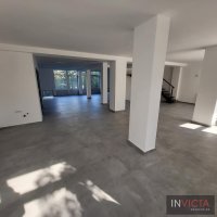 Nekretnina: Atraktivan ulični lokal