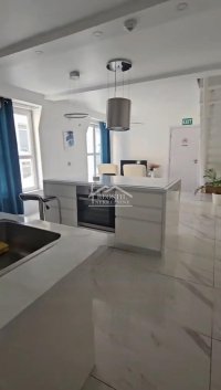 Nekretnina: Stari grad - Trg Republike - 4.0 ID#24714